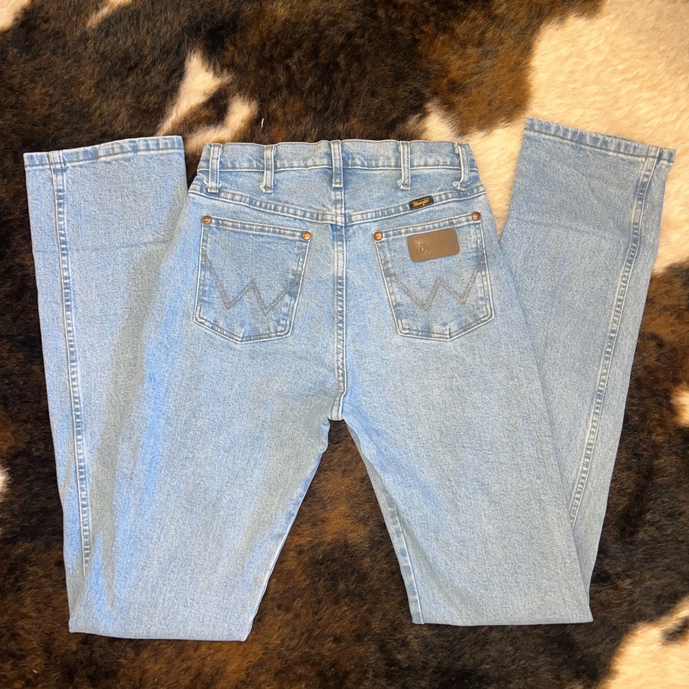 Women’s Cowboy Cut Wranglers